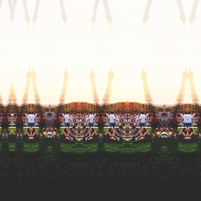 "This evening I put on some jazz, lighted a fire and knitted, watching the flames. Usually I am not afraid of being alone." Simone de Beauvoir